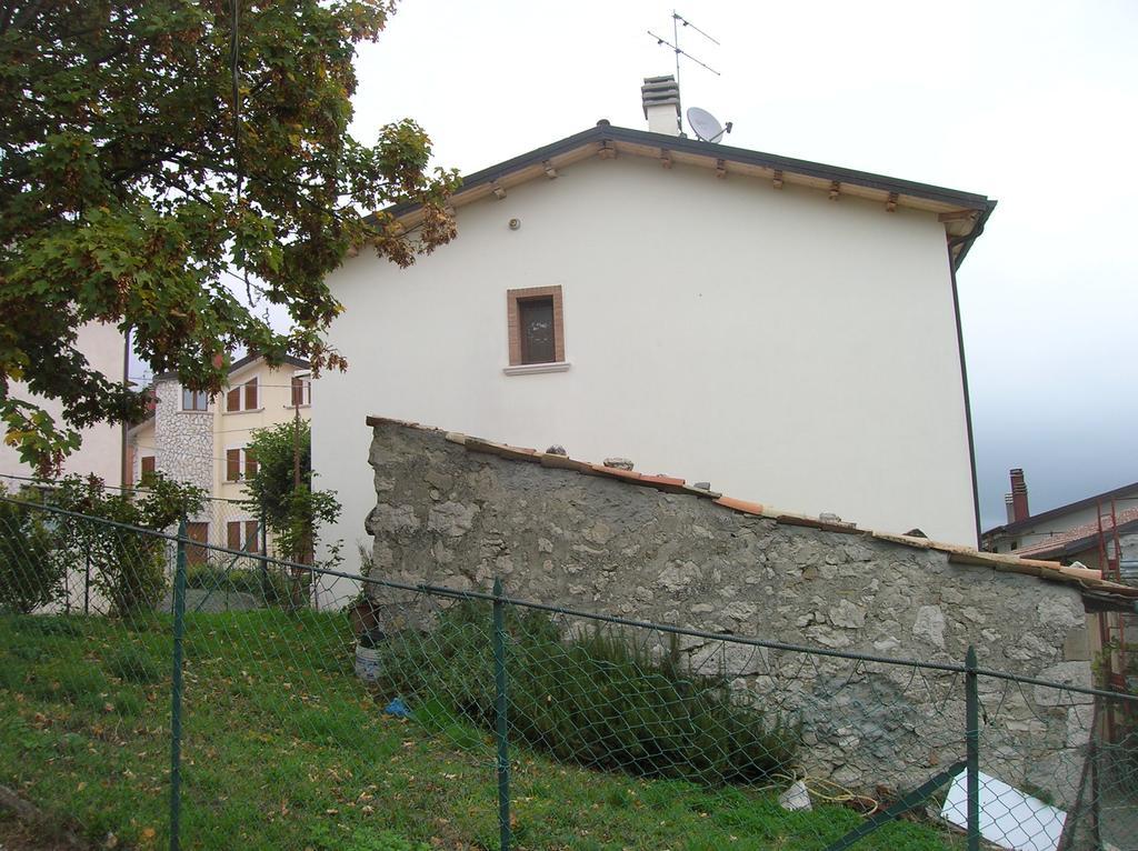 Montagna & Relax Villa Castel Di Sangro Exterior photo